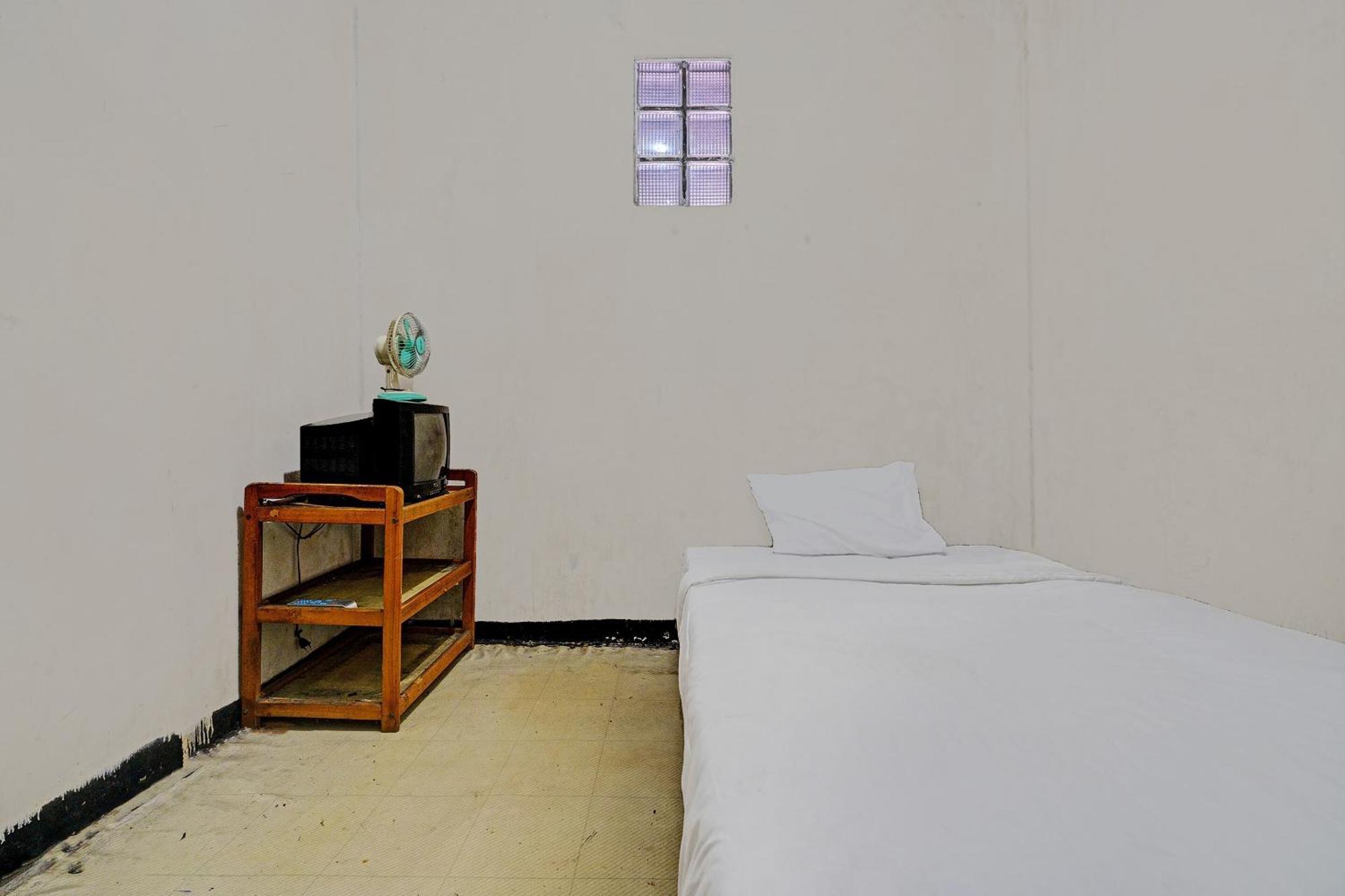 Hotel Oyo Life 92709 Kost Teras Cikapundung Syariah à Bandung Extérieur photo